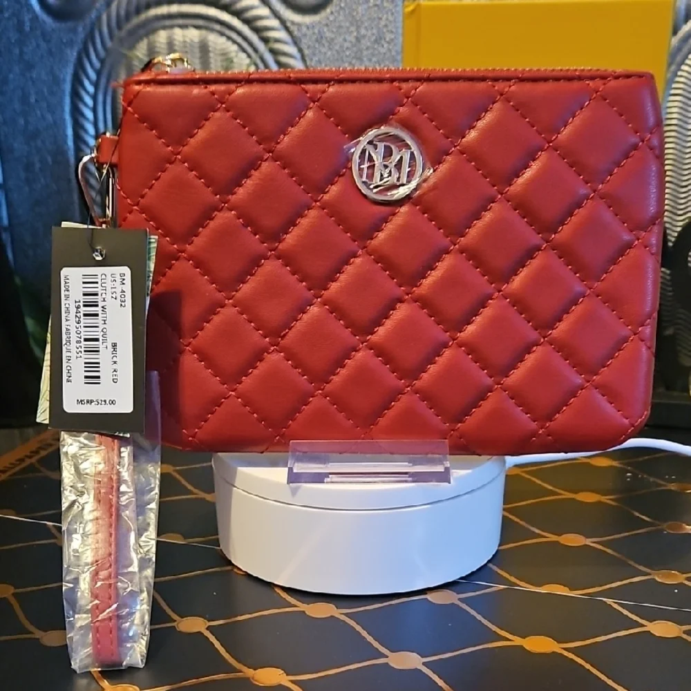 NWT - 3 Badgley Mischka Quilted Women's Bag Set - Red, Black, and Olive - Picture 4 of 16